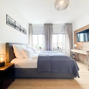 Luxus-apartment In Mit Privat-parkplatz Apartment