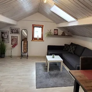 https://kleine-gemtliche-mansardenwohnung-im-sdosten-mnchens.com-bavaria.com